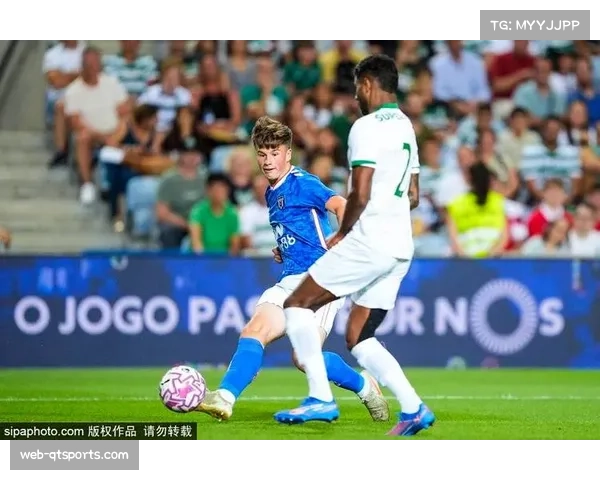 桑德兰采用再生塑料制球衣助力英超环保革命每年减碳37吨 桑德兰采用再生塑料制球衣助力英超环保革命每年减碳37吨