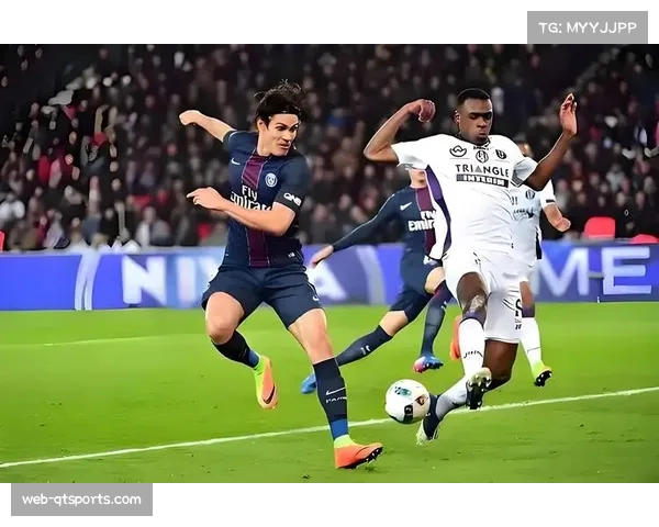 巴黎圣日耳曼边锋欧冠赛场表现惊艳 被誉为未来足球之星